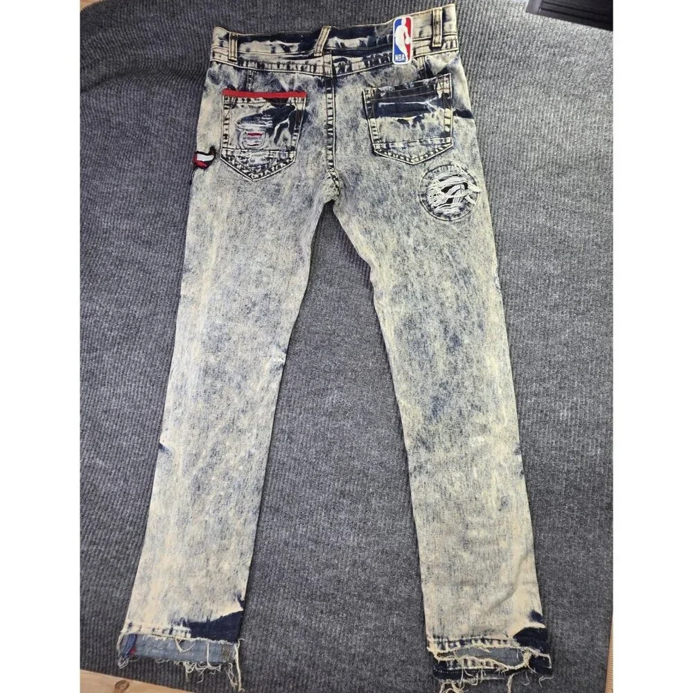 UNK Heritage America Jeans Mens 36 x 34 NBA Basketball Distressed Patches Grunge - Picture 12 of 16